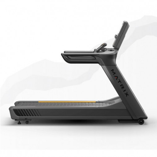 Беговая дорожка Matrix Performance Plus. Консоль Premium LED Беговая дорожка Matrix Performance Plus. Консоль Premium LED