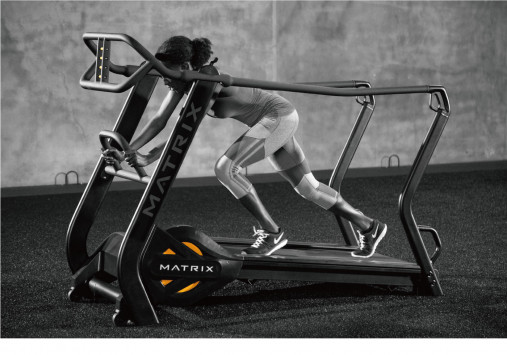 Беговой тренажер Matrix S-Drive с консолью Metrics Беговой тренажер Matrix S-Drive с консолью Metrics