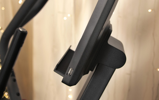 Эллиптический тренажер Bionique F-Drive G50 Эллиптический тренажер Bionique F-Drive G50