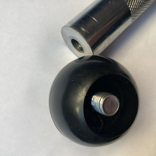 Рукоятка для тяги BRONZE GYM BGH13 W-образная 82 см