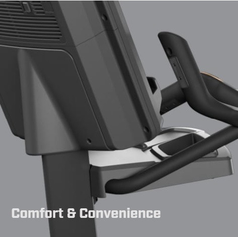 Вертикальный велотренажер Matrix Performance. Консоль Touch Base