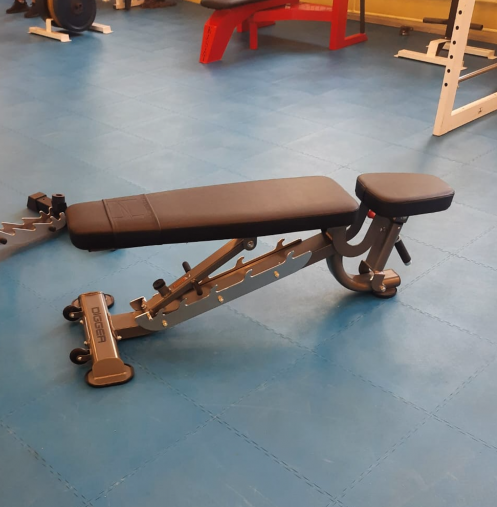 Скамья силовая регулируемая с отрицательным углом Hasttings Digger HD034-4 для пресса и жима штанги Скамья силовая регулируемая с отрицательным углом Hasttings Digger HD034-4 для пресса и жима штанги