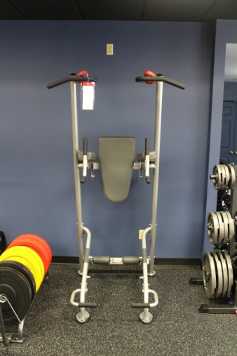 Тренажер Hoist HF-5962 в собранном виде у нас в зале Тренажер Hoist HF-5962 в собранном виде у нас в зале