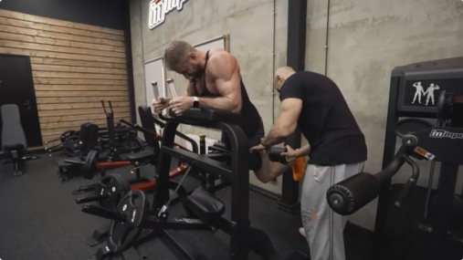 Сгибание ног стоя AeroFIT Impulse SL7026