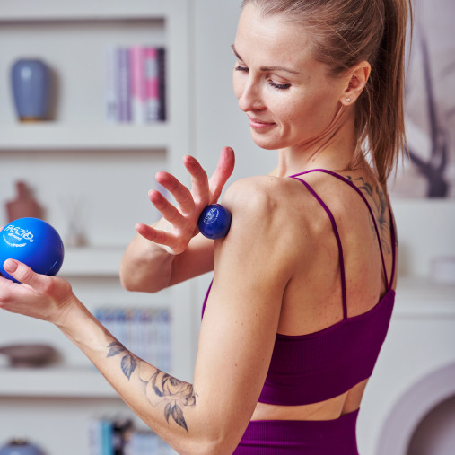 Массажный мяч TOGU Faszio Ball local 4 см, синий Массажный мяч TOGU Faszio Ball local 4 см, синий