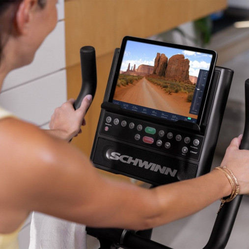 Велотренажер Schwinn 590U с вертикальной посадкой