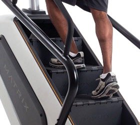 Общая площадь рабочей зоны подходит для пользователя любого роста, высота ступени 203 мм. и глубина 254 мм является наиболее удобной Общая площадь рабочей зоны подходит для пользователя любого роста, высота ступени 203 мм. и глубина 254 мм является наиболее удобной